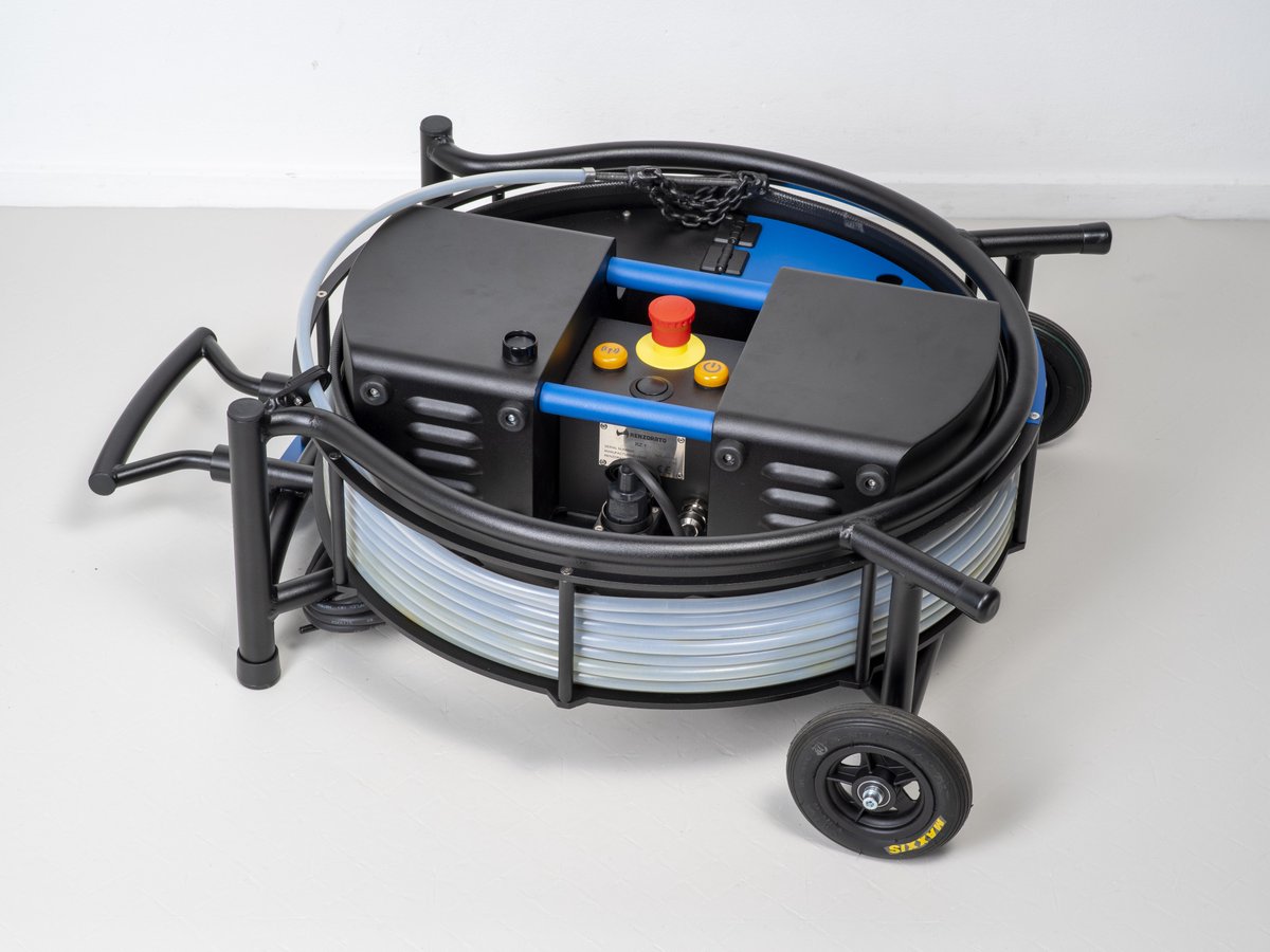 In juli komt een deel van onze demovloot beschikbaar:
UrbanCombi 2.1 320 bar / 46 lpm | ca. 20.000km
UrbanJet Premium 140 bar / 70 lpm in Ford Transit Custom | ca. 6.000km
CityJet 160 bar / 85 lpm showroommodel (0 draaiuren)
Diverse RioFlex reinigingsmachines