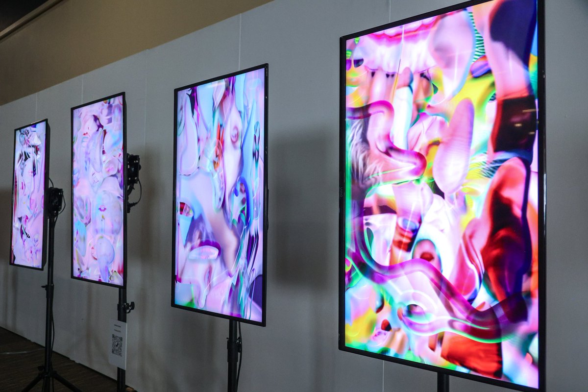 elluba's tweet photo. Thanks again to all the artists for taking part in the @CVPR AI Art Gallery 🤖🎨

It was a pleasure to curate and display your works 🙂 

Thank you @wjscheirer
@ctocevents for making it happen 🙏

#CVPR2024 #AIArt https://t.co/Bmf9zHg9Pj