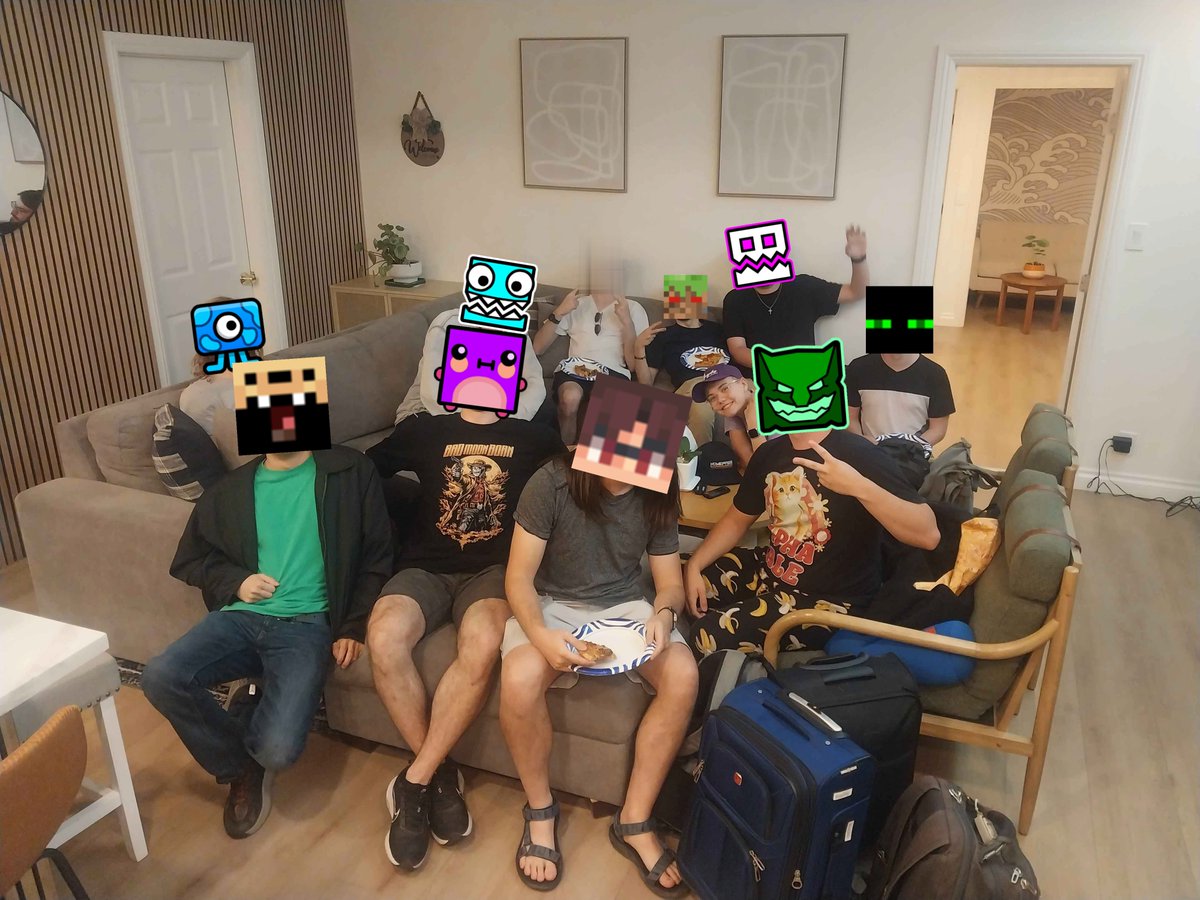 CraftyMasterman 🇨🇦 tweet media