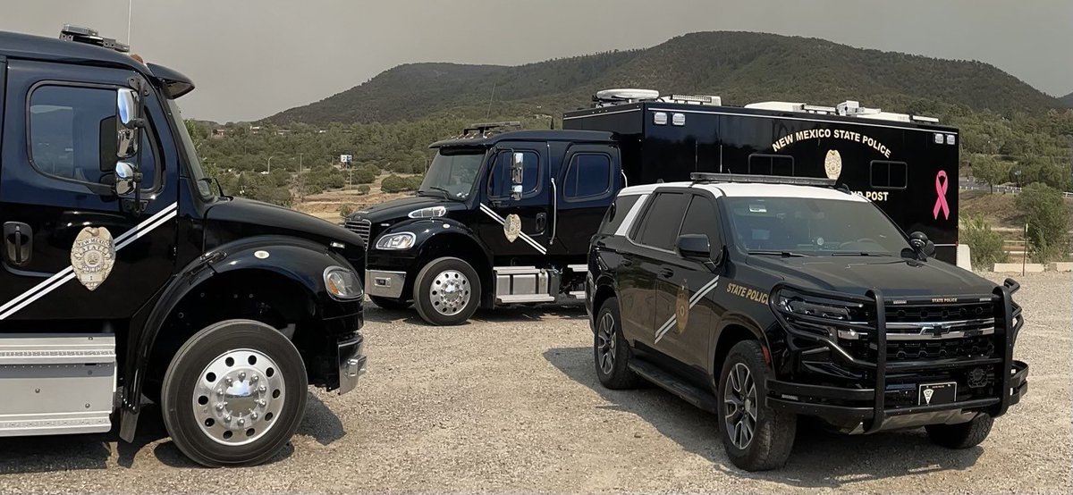 KymetaCorp's tweet image. In May 2024, our team along with #NOMADGCS and the New Mexico State Police #NMSP force completed the integration of vehicles outfitted with #BLOS connectivity. As Major Travis Skinner from NMSP stated, the Kymeta Hawk™ u8 LEO is a valuable asset for public safety.