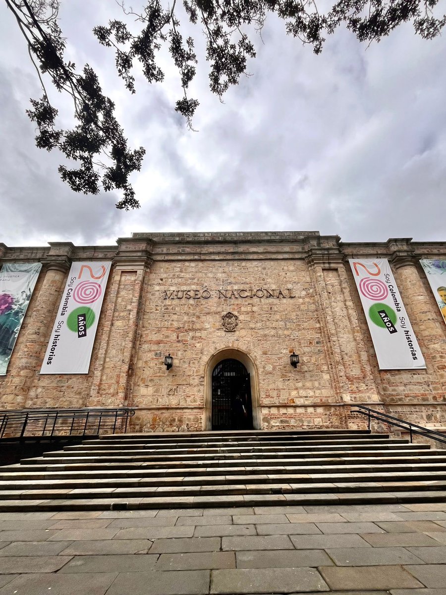 Listos para escuchar la presentación del Segundo Informe de Seguimiento y Monitoreo a la implementación de las Recomendaciones de la Comisión para el Esclarecimiento de la Verdad` que presentará el CSM