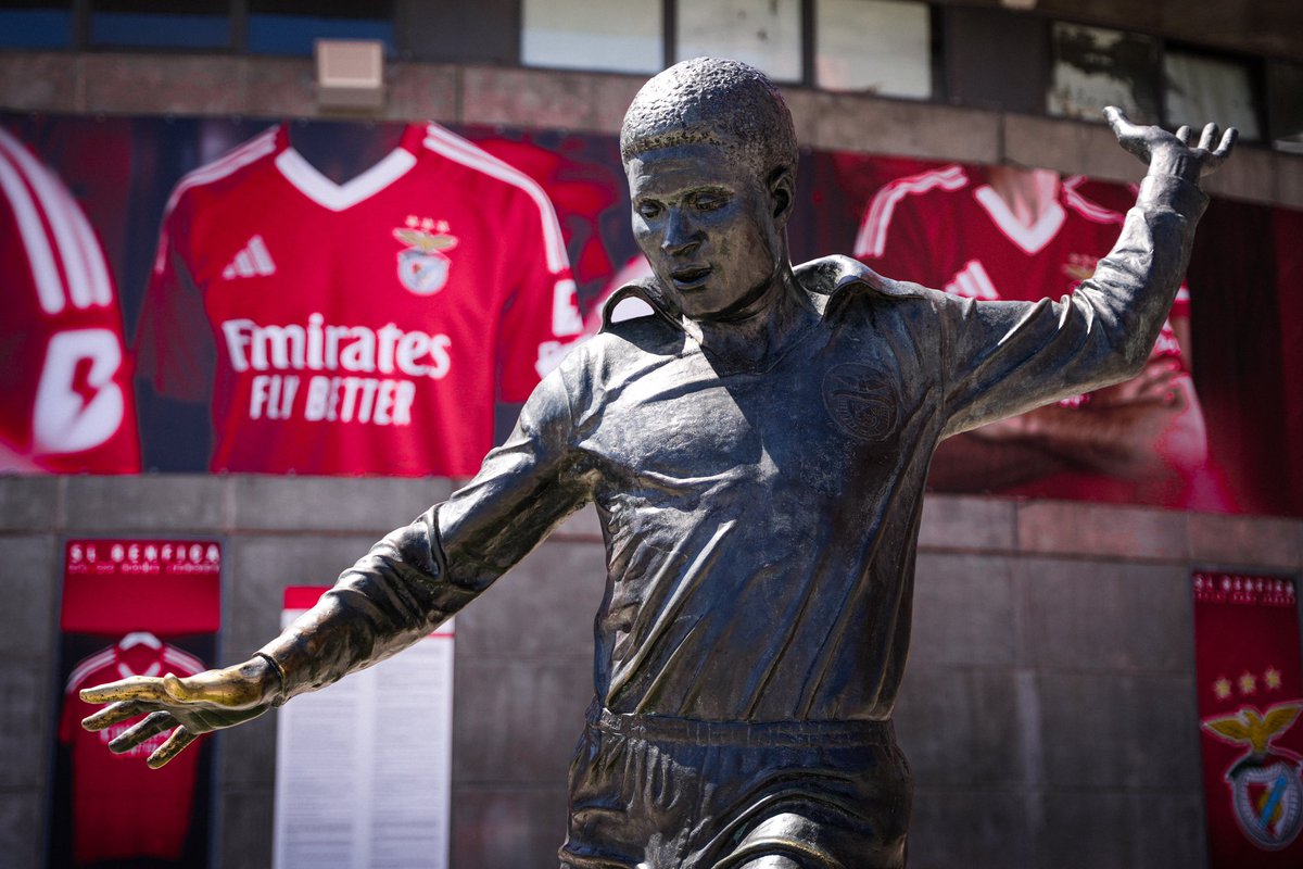 11NathanF's tweet photo. 🏟️Estádio da Luz 

🔴⚪️@SLBenfica 

📍Lisbon, Portugal

Shot using Sony A1, Sigma 24-70mm https://t.co/qInLksQwc8