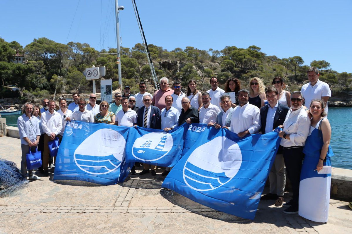 Bandera Azul (@bandera_azul) on Twitter photo 🔵 El conseller de la Mar i del Cicle de l'Aigua, Juan Manuel Lafuente, ha celebrado hoy el reconocimiento a 46 playas y puertos deportivos de las Baleares con la prestigiosa Bandera Azul, otorgada por <a href="/AdeacFEE/">ADEAC - FEE</a>
#banderaazul #blueflag #adeac #feeglobal 🔵 El conseller de la Mar i del Cicle de l'Aigua, Juan Manuel Lafuente, ha celebrado hoy el reconocimiento a 46 playas y puertos deportivos de las Baleares con la prestigiosa Bandera Azul, otorgada por <a href="/AdeacFEE/">ADEAC - FEE</a>
#banderaazul #blueflag #adeac #feeglobal