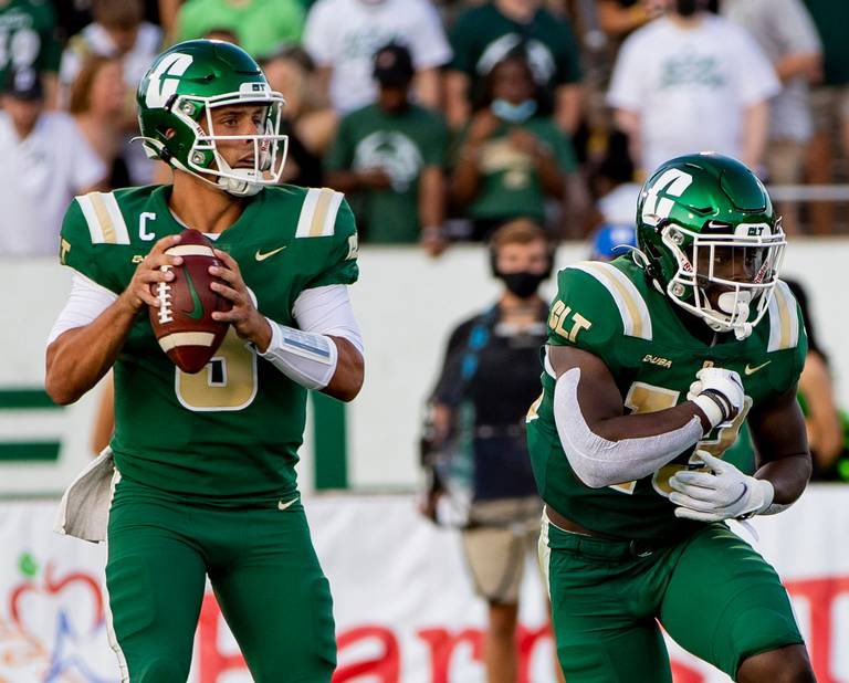 Peso_Payton's tweet photo. @bordeauxyt Bring us into the top 25, something about that green and gold ⛏️ https://t.co/g4j3ttzMqK