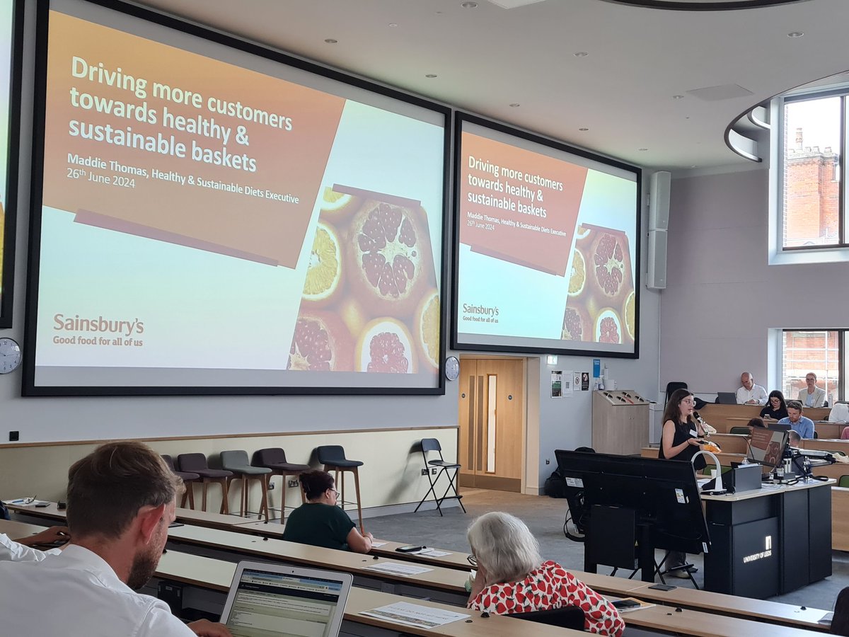 drshellm's tweet image. Great presentation on the retailer perspective on Healthy & Sustainable Diets from @mt_nutrition at #FSNLeeds #LeedsIndustryDay today. Shout out for @FIOFood too...