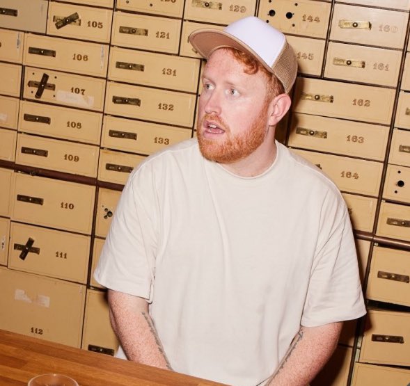 Back again W/ another #2FMTakeover today and my co-host for tonight will be <a href="/gavinjames/">Gavin James</a> , loads of chats on the way as well as his favourite tunes on The New Music Show from 7pm on <a href="/RTE2fm/">RTÉ 2FM</a> Happy Wednesday ❤️