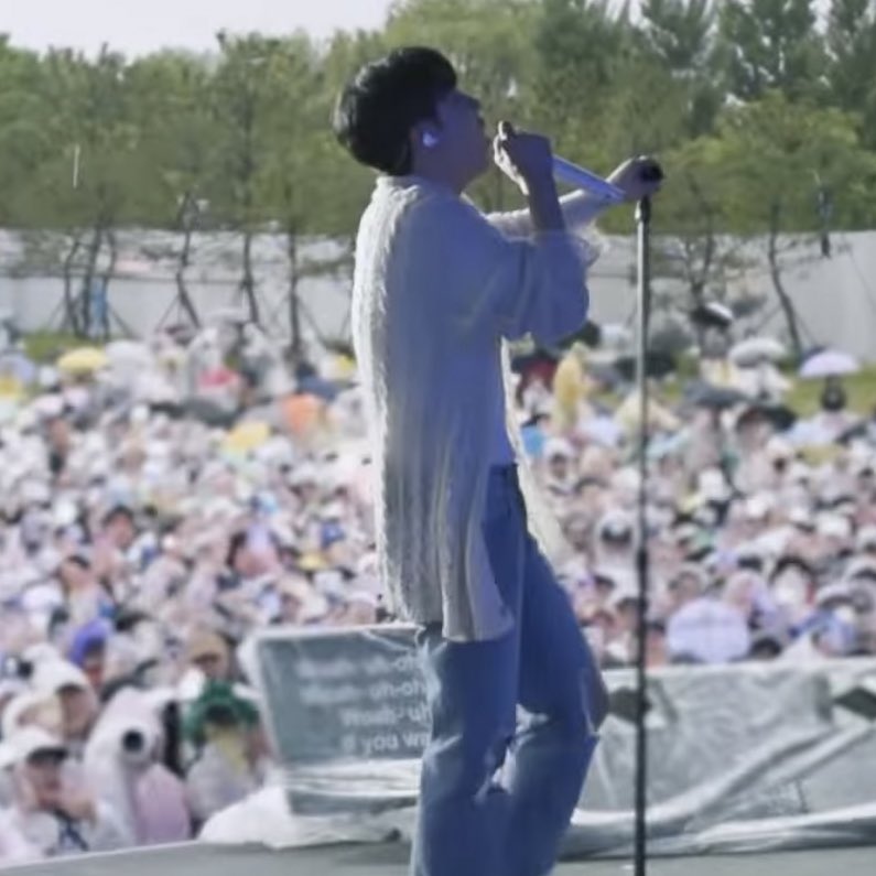 kkbean__'s tweet photo. << 프롬 일케 켜져있어야 되는데 
 ⠀⠀⠀⠀⠀⠀⠀⠀⠀⠀⠀⠀⠀⠀초반에 진짜 꺼져있음 >> https://t.co/BR95WcLQNK