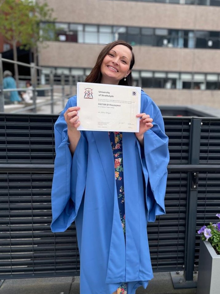 eprc_eu's tweet photo. Congratulations to @Alina_Dragoss on her graduation yesterday from the @UniStrathclyde 🎓🎉 The EPRC team wishes you the very best in your future endeavours! https://t.co/SSuPMcsuZ5