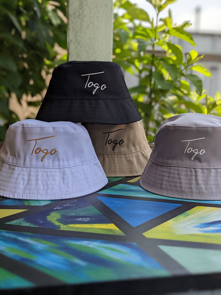 awua_lsw's tweet photo. Bucket Hat de retour ✨ https://t.co/Z0amQvn82q