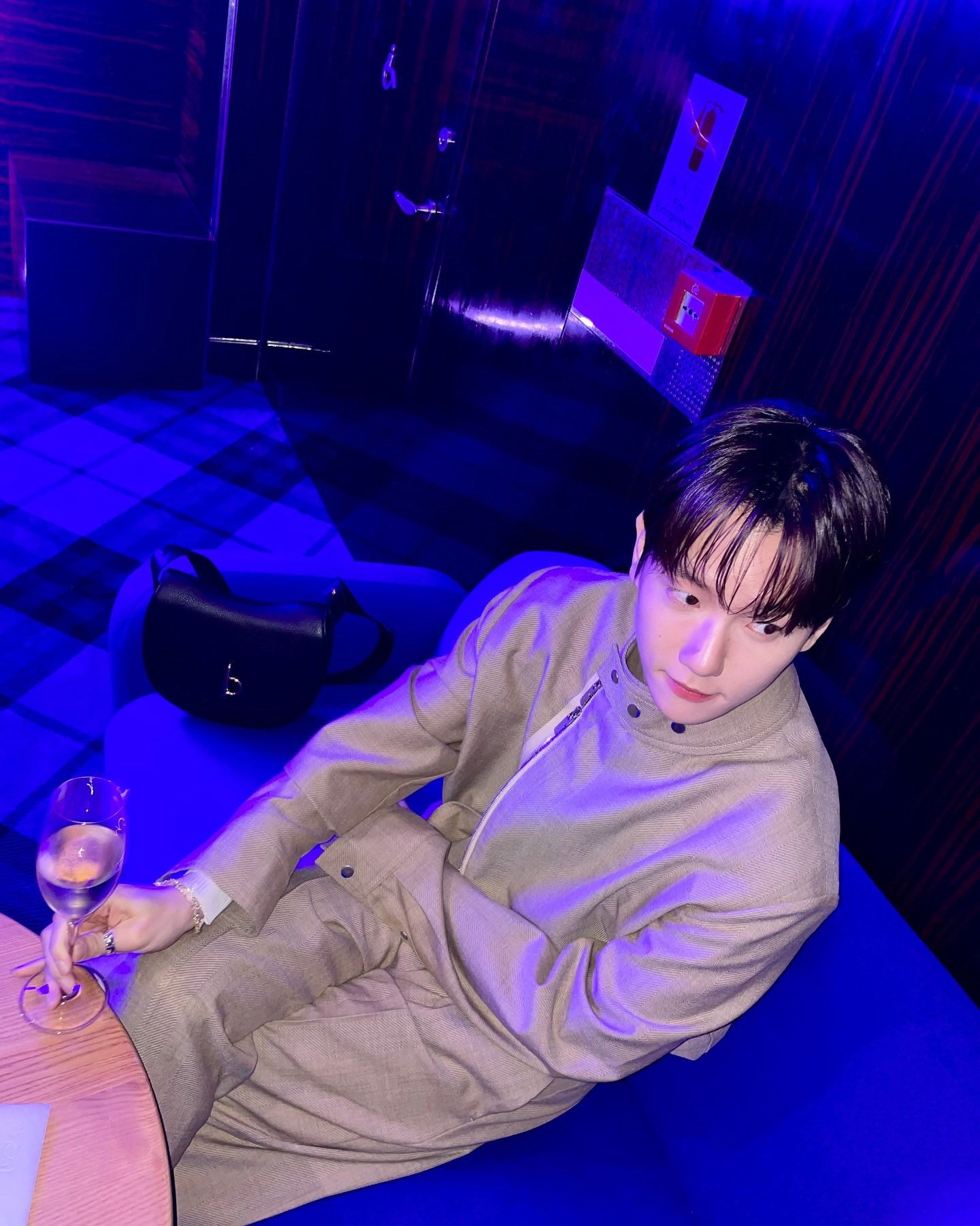 GRAXCUZa8AAun8e.jpg:orig