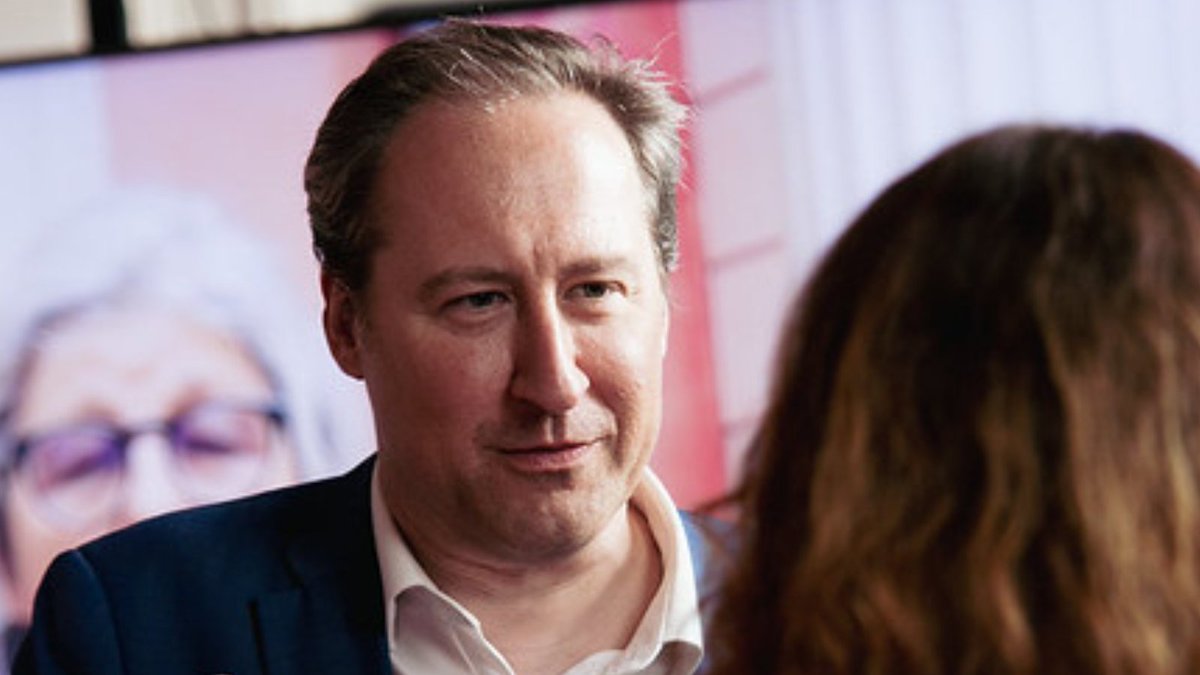 UK_Music's tweet photo. "There must be swift action to fix the crisis our musicians face when it comes to touring Europe."

UK Music Chief Executive @Tomkiehl on BBC Radio 3's In Tune discussing what the music industry needs from the next Government. 

Listen: https://t.co/CH86NKYebs (go to 1.29.40) https://t.co/bR7FnhxbVZ