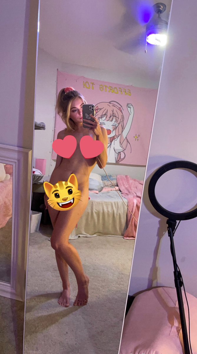 LVacikova11817's tweet photo. 100 rt a každému kdo si napíše pošlu fotku bez smajlíků 😈🩷 https://t.co/KG4jpEZOlr