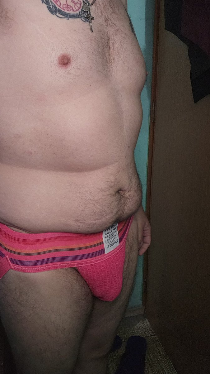 TheRedHead9102's tweet photo. Happy #widebandwednesday #jockstrap https://t.co/fGE8WNPcaO