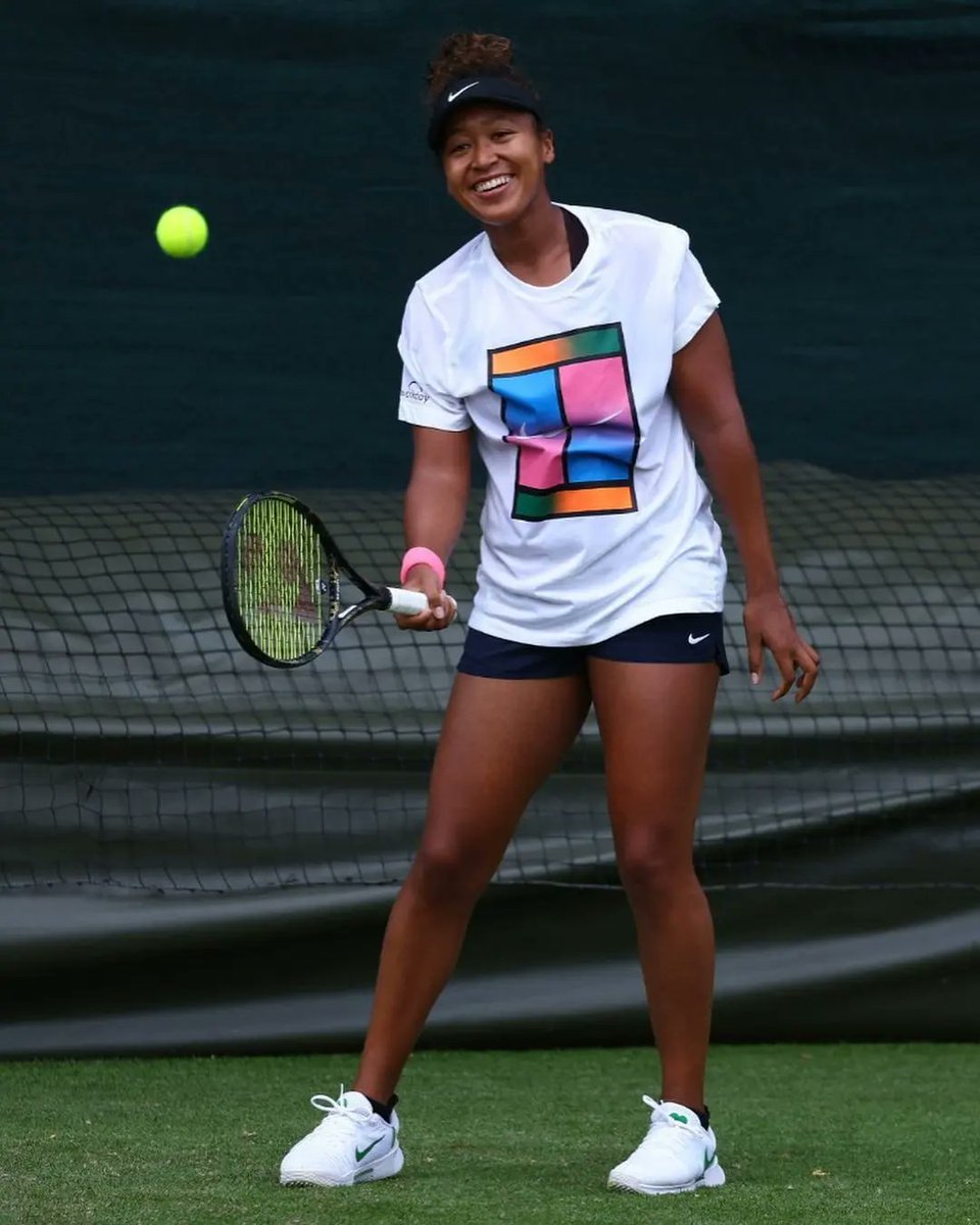naomiosakabr's tweet photo. Back on Wimbledon grounds after 5 years 😭❤️

@naomiosaka https://t.co/VJozjjyEga