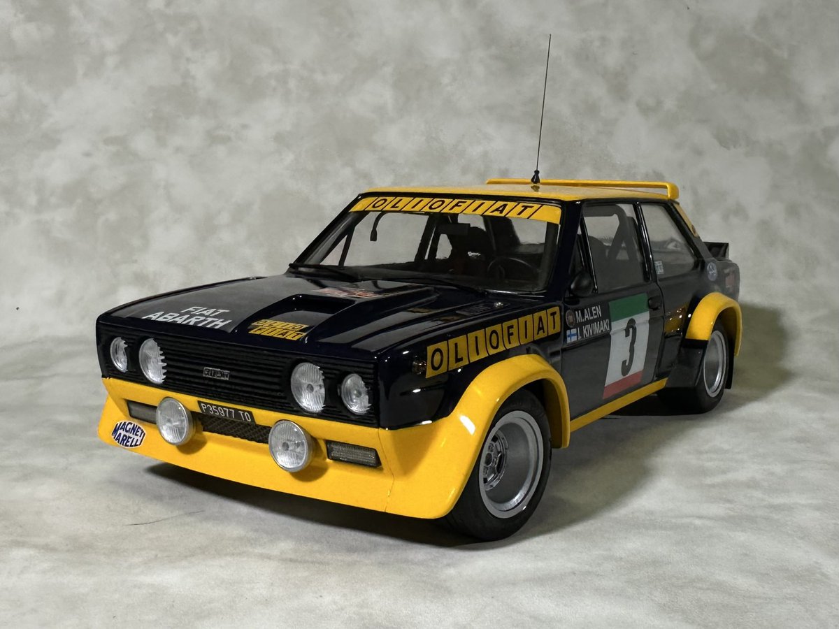 otonananoni's tweet image. タミヤ1/20 FIAT131アバルトラリー完成です
(｡╹ω╹｡)

途中デカールや塗膜でトラブルもありましたがなんとかリカバリーして出来上がりました。

あちこち粗はありますが色々経験値が上がった気がするのでヨシ。

今回も素敵な企画ありがとうございました！

#2mgandini
 #2mgandini延長戦