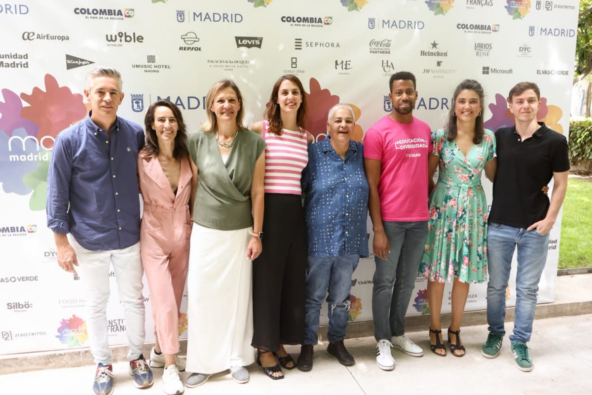 FELGTBI's tweet photo. 🌈Hoy arranca el Orgullo Estatal 2024 con la rueda de prensa en el @MuseoThyssen
El lema de este año es “Educación, derechos y paz: Orgullo que transforma” es el lema de este año
Y es que no hay Orgullo sin reivindicación y sin política
#OrgulloTransforma
📷@silvia_rare