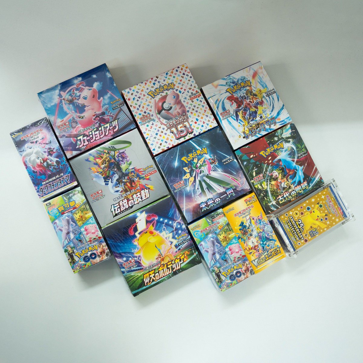 baldwinsTCG's tweet image. 🌟 Our monthly #PokemonTCG auction ends this week! 🏆 Don't miss your chance to snag rare cards. Bid now and expand your collection with unique finds. Time is ticking! ⏳ #CatchEmAll #TCGAuction