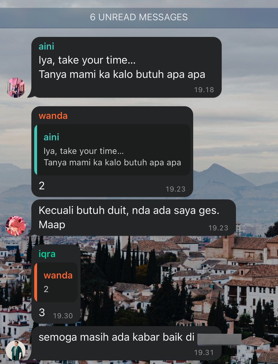 floiyn's tweet photo. nangis banyak malam ini. bukan hanya karna gagal mencentang salah satu mimpi besarku tahun ini, tapi juga karena dikelilingi orang-orang yang sayang sama akuuu😭🤲 https://t.co/61vD5KWG6x