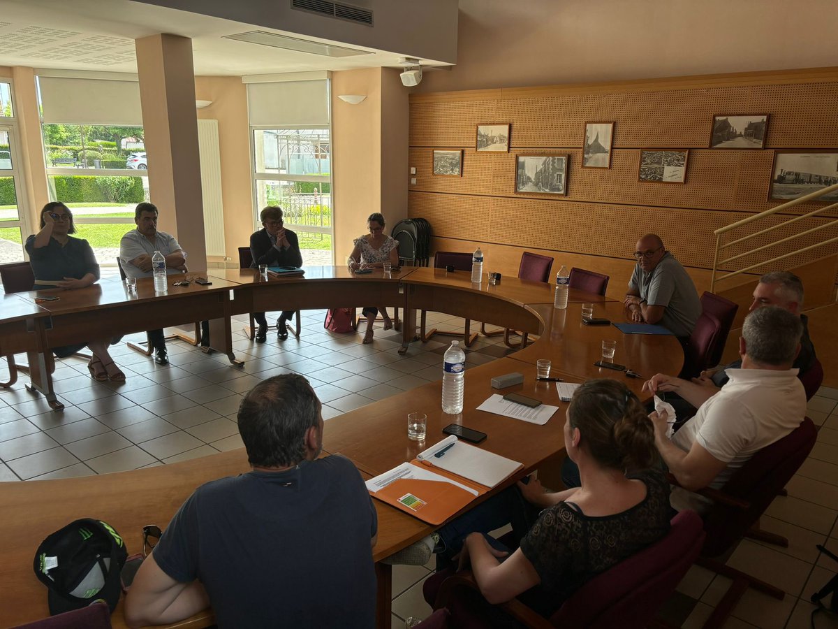 Blois, c’est Poulain.

Cette marque, emblème de notre patrimoine industriel local depuis 1848, fait partie de notre identité.

L'annonce d'une possible fermeture de l’usine Poulain inquiète, et c’est légitime.

Il n’y a pas une fatalité, comme nous avons su le démontrer par le