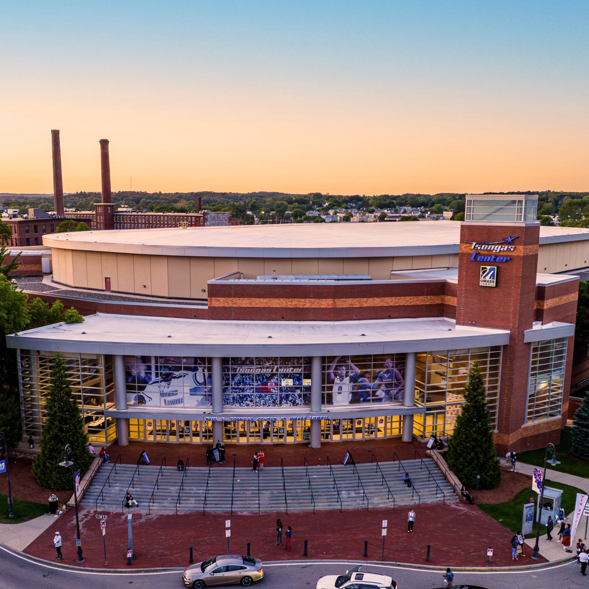 It's finally here…Day ONE of the Congress! 📷 Doors open at 4:00 PM and the Congress starts at 6:00 PM. Don’t forget, Delegates - bring your notebook and pen, dress to impress, and make sure you have that energy, baby! 📷 We can’t wait for you to join us! #CFML24