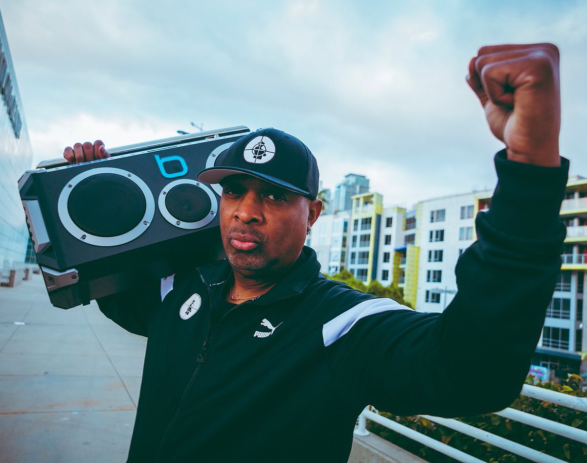 Chuck D tweet media