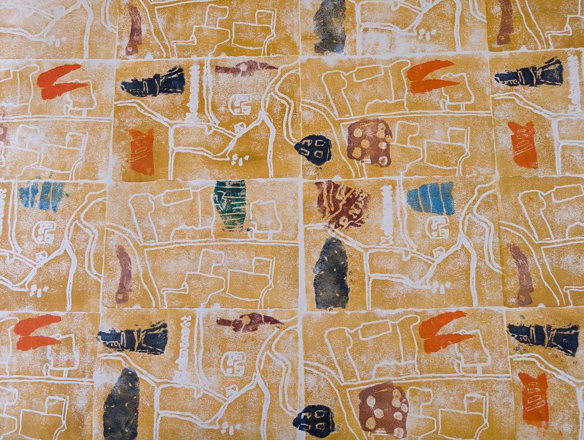 CotswoldArch's tweet photo. Isn't this beautiful?! With help from @KelmscottManor's Learning Officer, Hannah, St Lawrence's C of E Primary School have made wallpaper today, inspired by Kelmscott's archaeological finds and historic maps 👊
#Kelmscott2024 @SocAntiquaries #archaeology #communitydig #craft #art https://t.co/s8BkTVUCfS