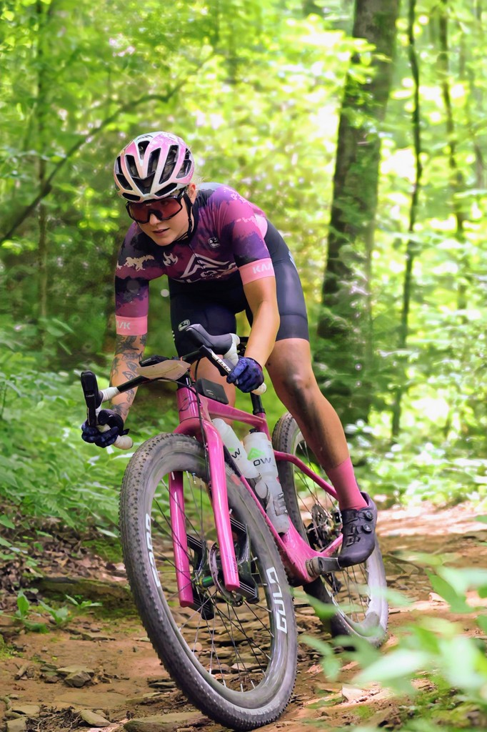 @nina.machina, aboard the new GGA 44 for the @belgianwaffleride NC, took the win in the U23 women's category! Get yours at gulocomposites.com/product/gga-44