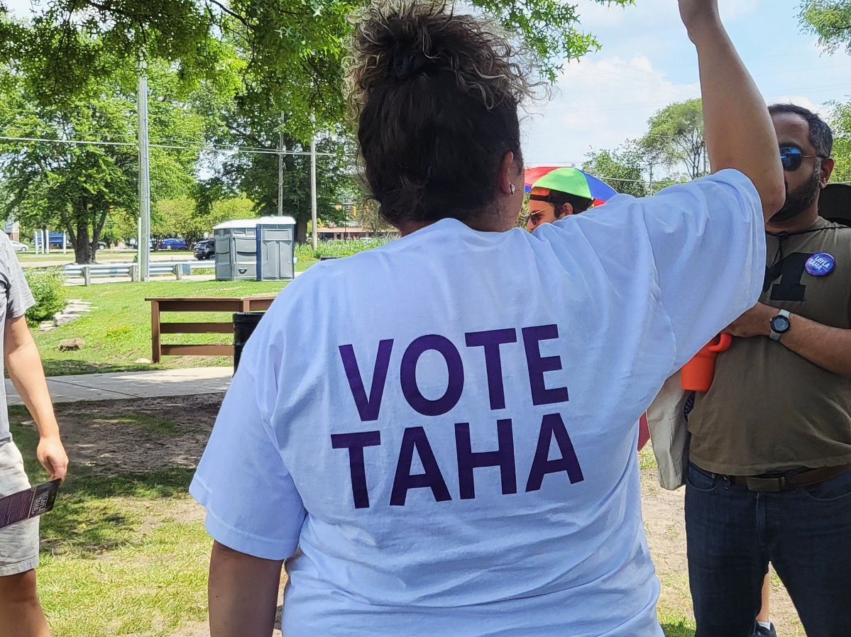 Incredible turn out for our joint canvass this past weekend with <a href="/RashidaTlaib/">Rashida Tlaib</a> to team up and talk to voters about the working class movement we’re building together to put people over profit!