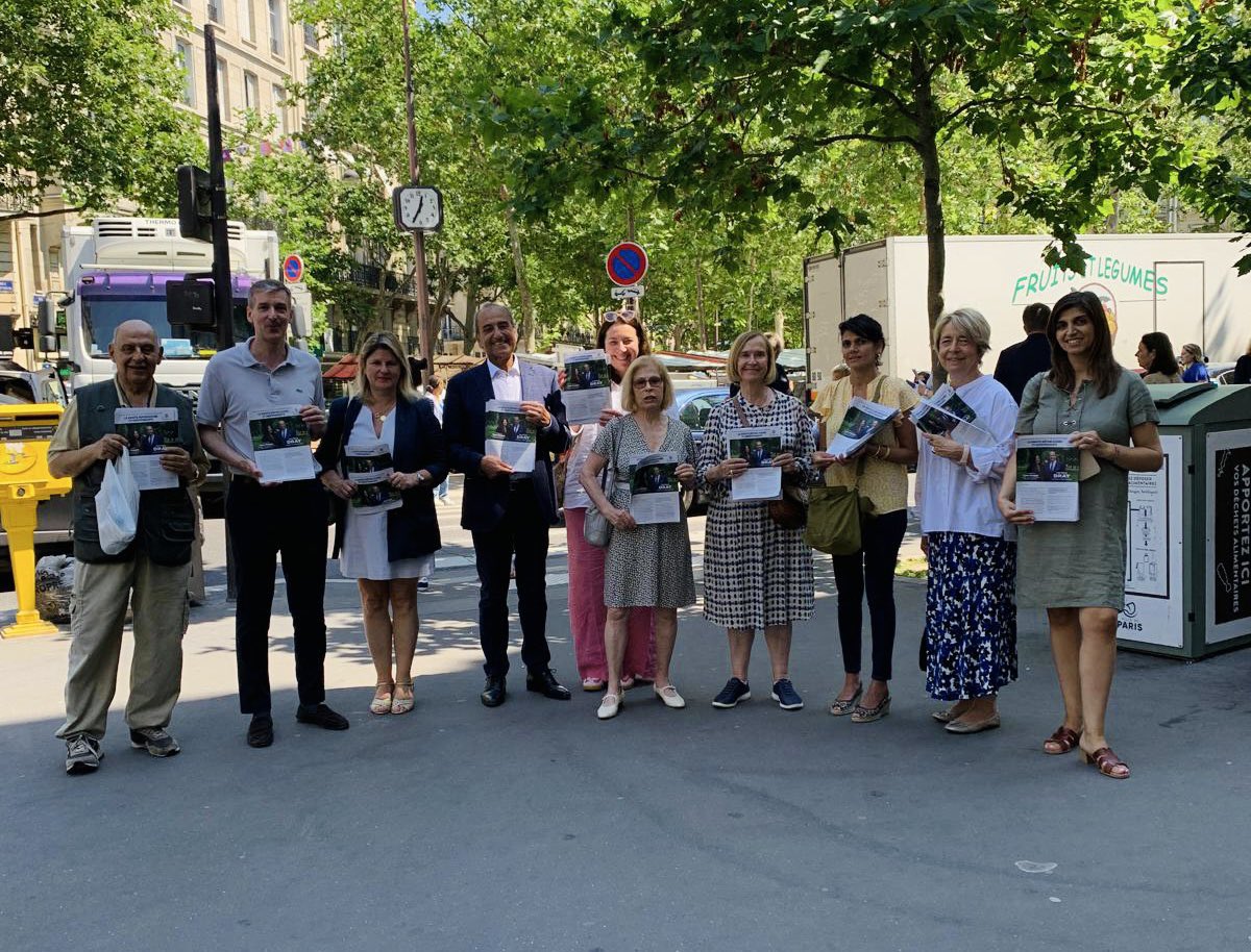 PatrickDRAY2024's tweet photo. 🇫🇷🤝Encore 1 journée à votre rencontre dans le #16eme à #Paris ! On tracte ! On lâche rien, grâce à vos élus d’arrondissement et aux militants, grâce à VOUS, on va récupérer cette circonscription !
#ElectionsLégislatives2024 #legislatives2024 #14ecirco #LegislativesAnticipées https://t.co/u7KzqKSwzg