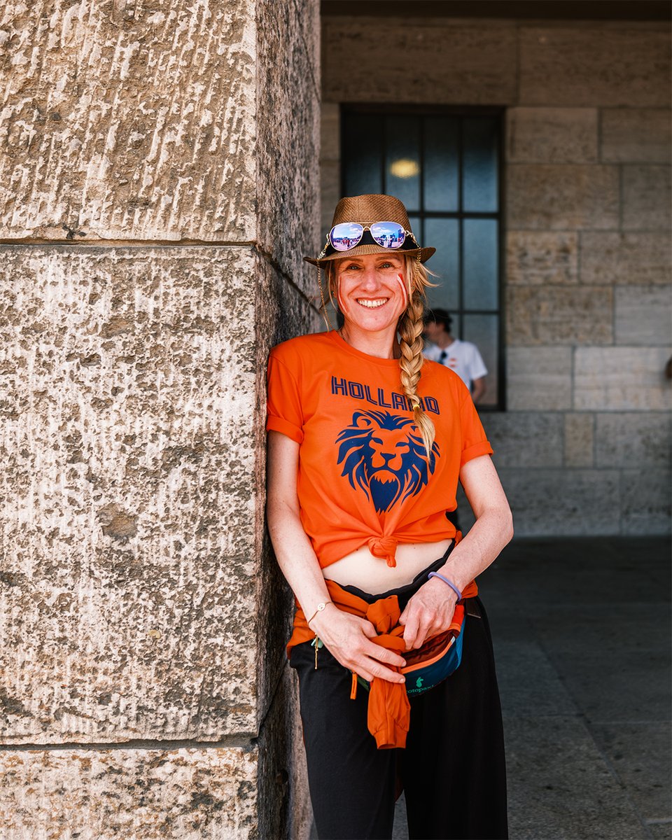 Oly_Berlin's tweet image. ALL SMILES EVERYWHERE beim letzten Gruppenspiel der @euro2024 in Berlin! 🙂✌️

#OlympiastadionBerlin #EURO2024 #NEDAUT