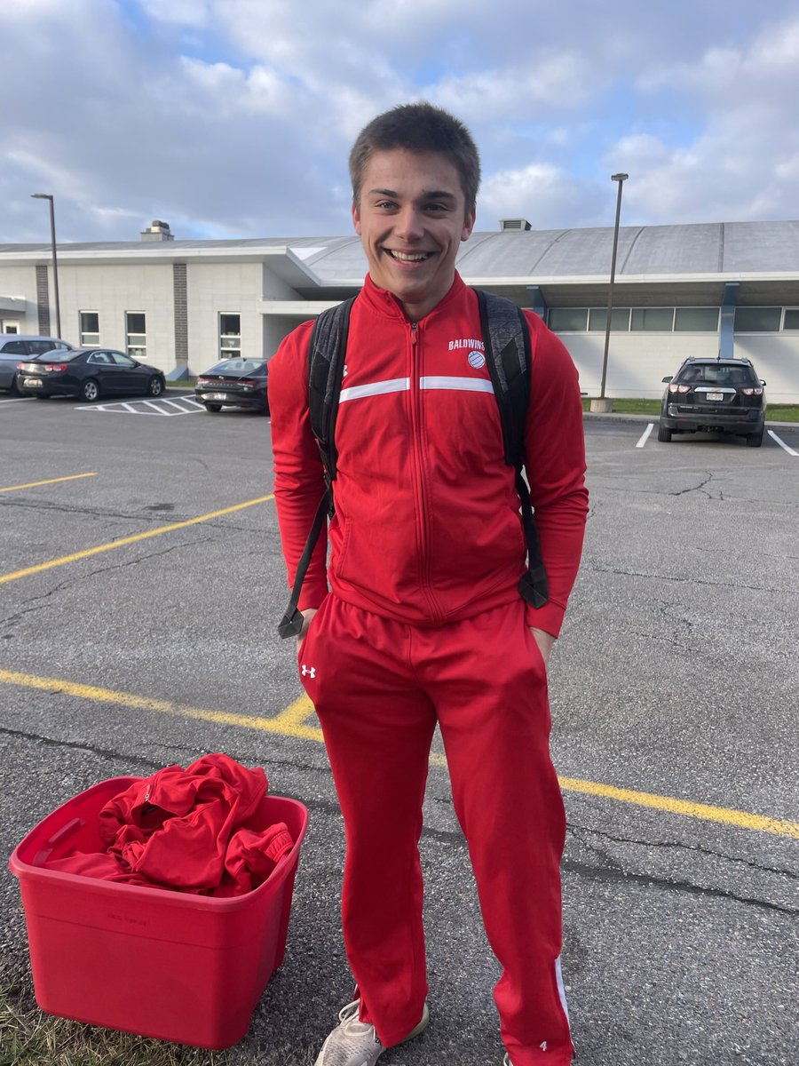 Dani Sayler tweet media