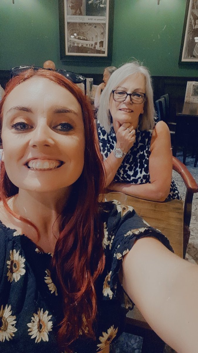 Diary of a Crazy Cat Lady 🐈🐈 tweet media