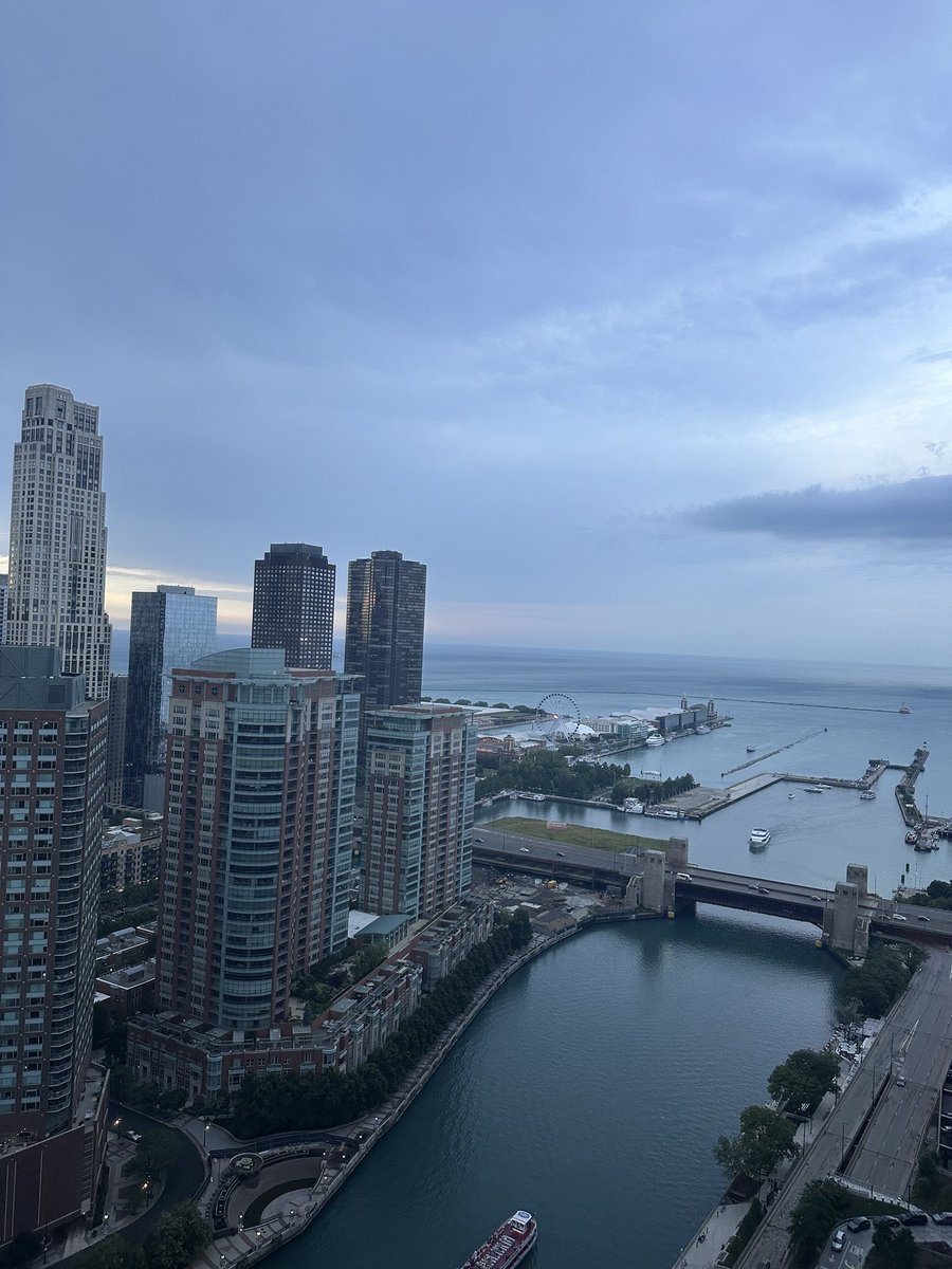 Who is at the <a href="/US_SIF/">US SIF</a> conference in Chicago on investing for a sustainable future? If you are there, make sure you say hi to our co-founders Lisa Renstrom and <a href="/XMeganM/">Megan E. Morrice</a>!