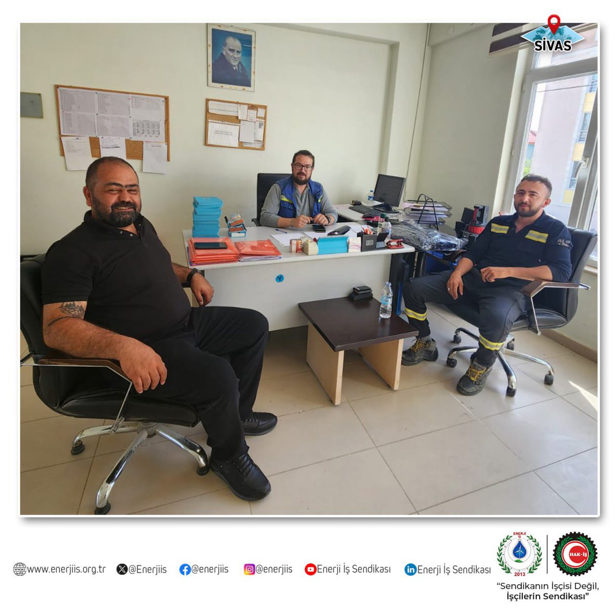 Enerjiis's tweet photo. Genel Merkez Teşkilatımız tarafından Çamlıbel Elektrik Dağıtım A.Ş. Sivas Kangal ekibine ziyarette bulunulup, değerli üyelerimize sendikal faaliyetler hakkında bilgilendirmeler yapıldı.

Üyelerimize misafirperverliklerinden ötürü teşekkürlerimizi sunuyor, çalışmalarında muvaffakiyetler diliyoruz.

@hakiskonf  @cedaskurumsal