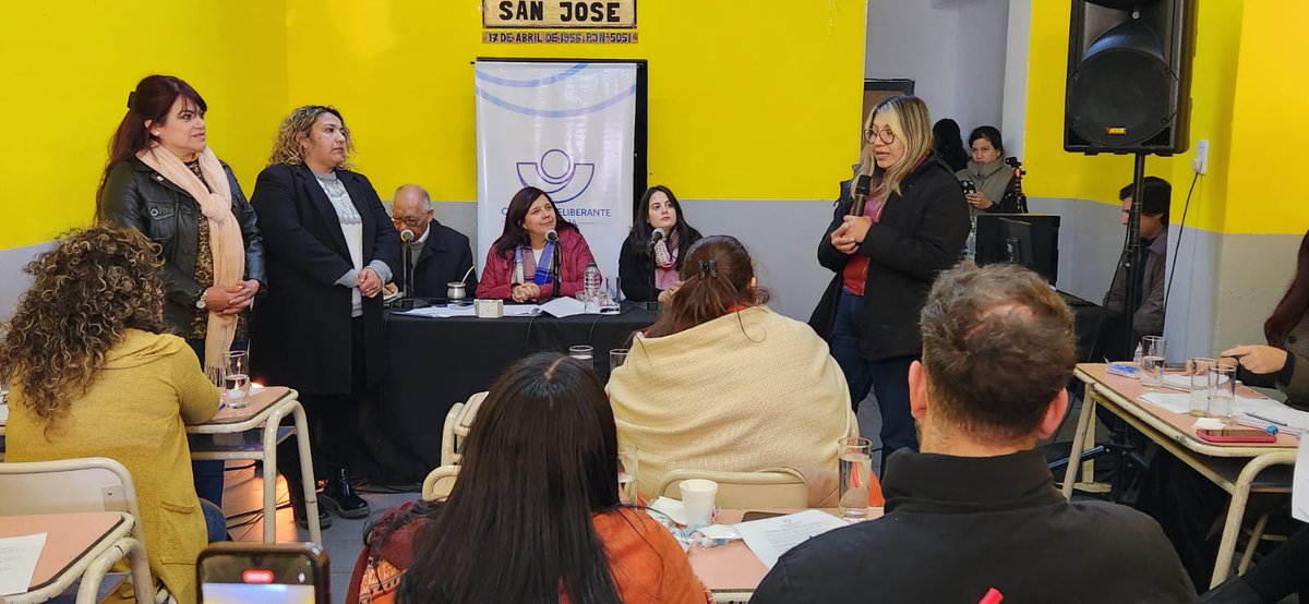 📃 Con la Ordenanza N° 6473 presentada por la concejal <a href="/CeballosYiyi/">Yiyi Ceballos</a> , se declaró de Interés Municipal el plan de acción referente al “Día Nacional de la prueba del VIH”.