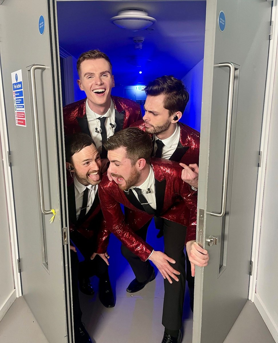 ⭐️Who’s behind door number 1?⁠
⁠
Oh, it’s your favourite tribute band who’s next stop is Beckenham! 😁⁠
⁠⁠
Tix here👇👇👇👇⁠
Frankiesguys.com⁠

#fourseasonstribute #frankievallitribute #tribute #fourseasons #frankievalliandthefourseasons