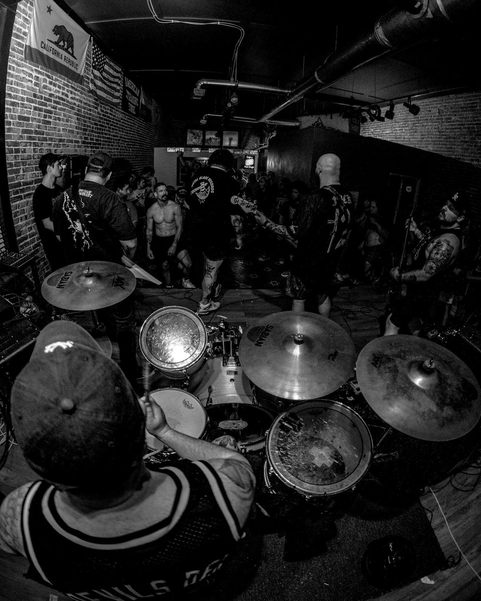 TERMINAL NATION (@terminalnation) on Twitter photo On Monday we played a super last minute show at the Eyes Up House with about 24 hour notice. The set featured almost exclusively old songs from the demo and the first 2 7” EPs. It felt great to see people were pumped to hear some of those older tracks.
📸: <a href="/NORESTJACOB/">Jacob Murry</a> On Monday we played a super last minute show at the Eyes Up House with about 24 hour notice. The set featured almost exclusively old songs from the demo and the first 2 7” EPs. It felt great to see people were pumped to hear some of those older tracks.
📸: <a href="/NORESTJACOB/">Jacob Murry</a>