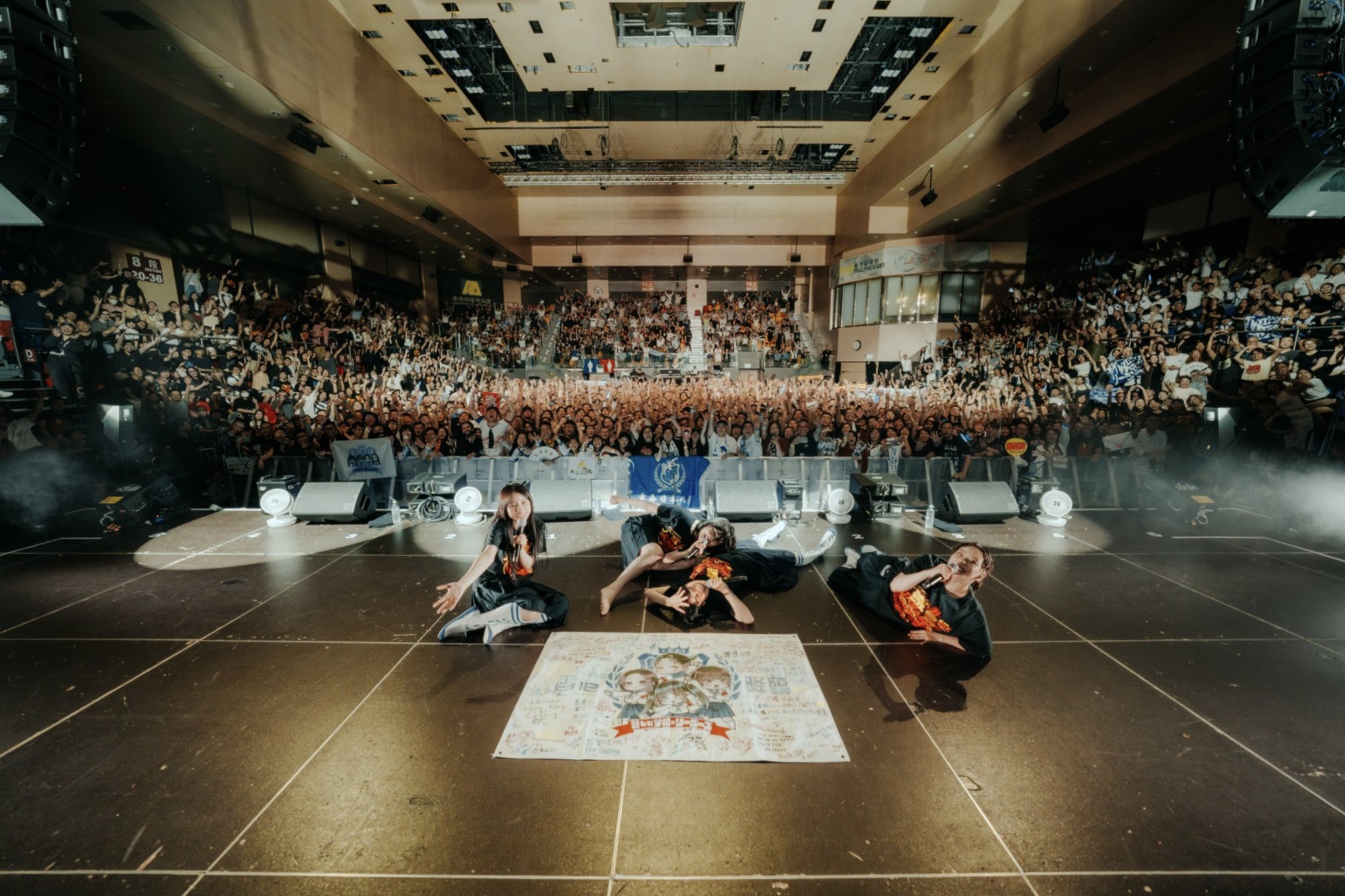 GRAiMM8bgAAFLIu?format=jpg&name=large