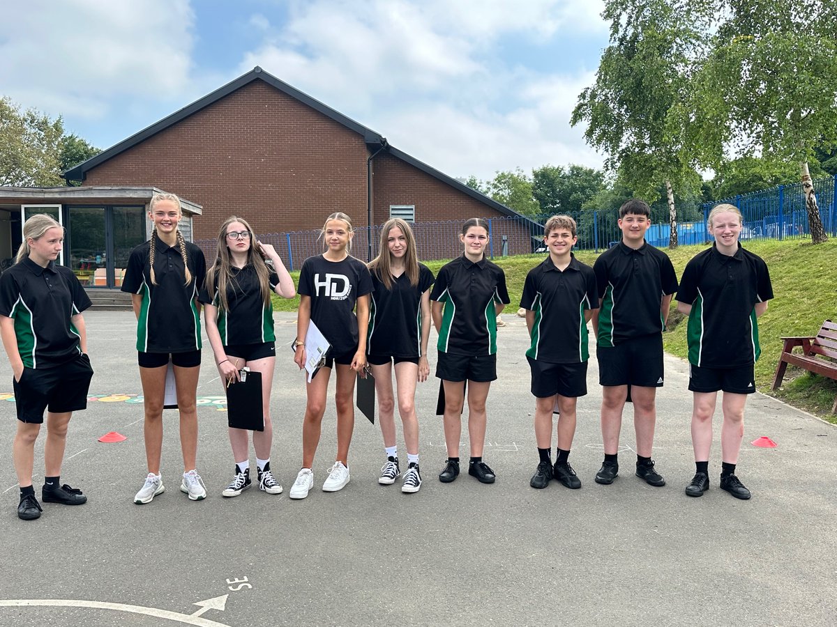 A huge thank you to <a href="/horizon_cc_PE/">HorizonPE</a> sports leaders for your help today with our sports day. A absolute credit to the college. 🌟
