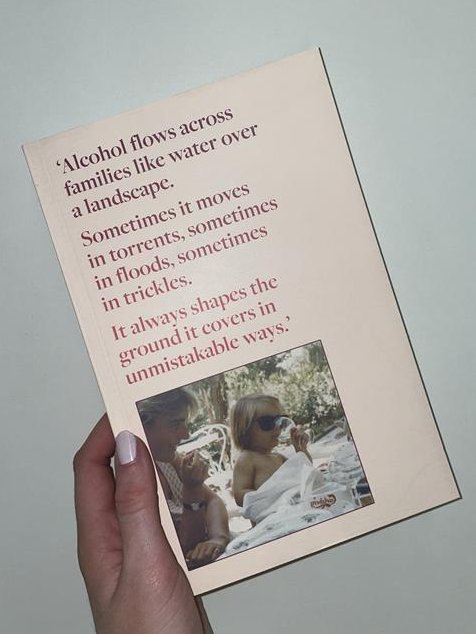 Proofs of IN THE BLOOD have landed!

A memoir in two voices, mother and daughter, both in the grip of the disease that has ravaged generations of women in their family.

Publishing November 2024