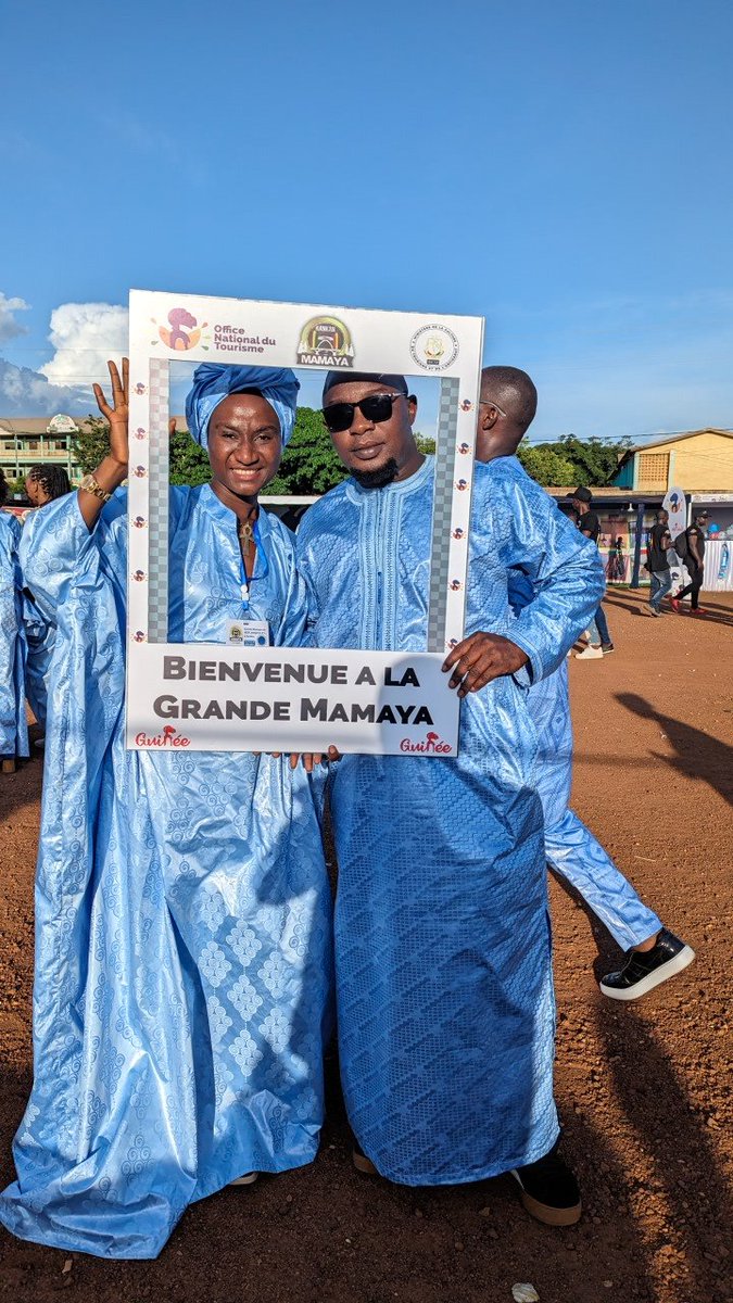 miranasstourism's tweet photo. an annual festival celebrated in Nabaya after Tabaski.
For three days, the Sédè, different generations dressed in magnificent boubous called bakha, dance to the slow rhythm of #Manding culture. Each group of Sédè, men and women, enlivens the public square with their dances and https://t.co/FpV5O7m8YX
