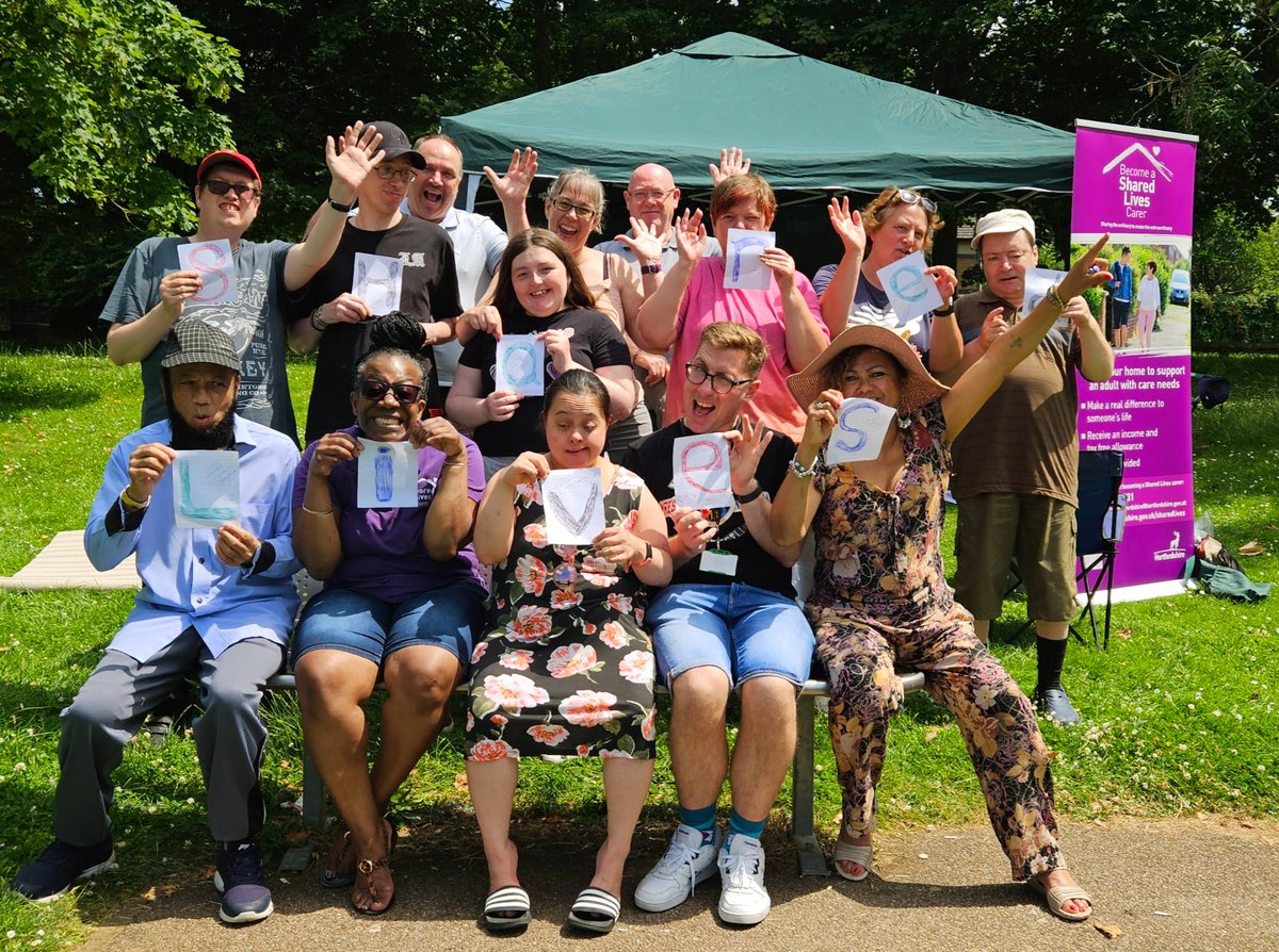 So we were hoping to spell out  #SharedLivesWeek with people at our annual picnic. Ali kicked us off with the V.... That was as far as we got 🤣 and opted for paper versions instead. <a href="/SLHertfordshire/">Shared Lives Hertfordshire</a>
#bettershared <a href="/SharedLivesPlus/">Shared Lives Plus</a> <a href="/hertscc/">Hertfordshire County Council</a> 🏡💜