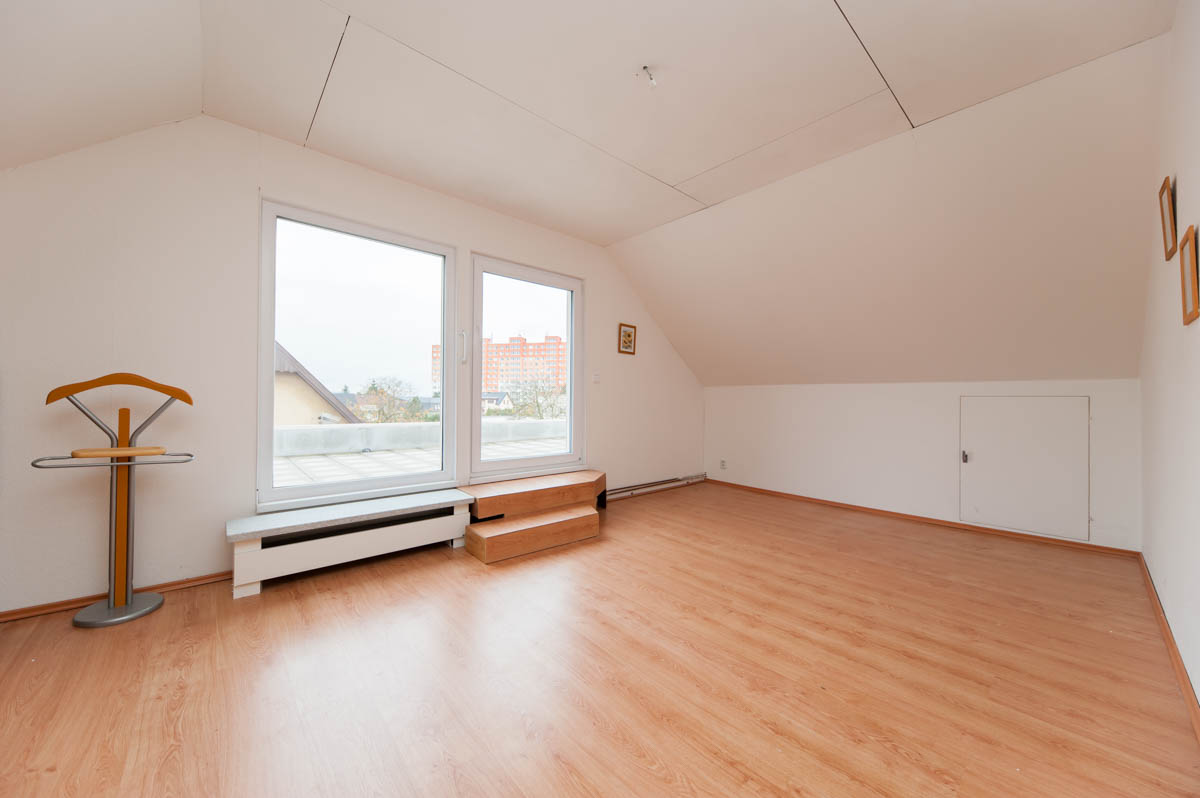 jaroslavvrba's tweet photo. ⭐ Pronájem podkrovního bytu 3+kk, 74 m² + 32 m² terasa
❄️ klimatizace
🪑zařízený i nezařízený
🌳 klidná lokalita
⌛ ihned k dispozici
🔗https://t.co/F1FNnZMfhV https://t.co/HQFkAhHUAQ