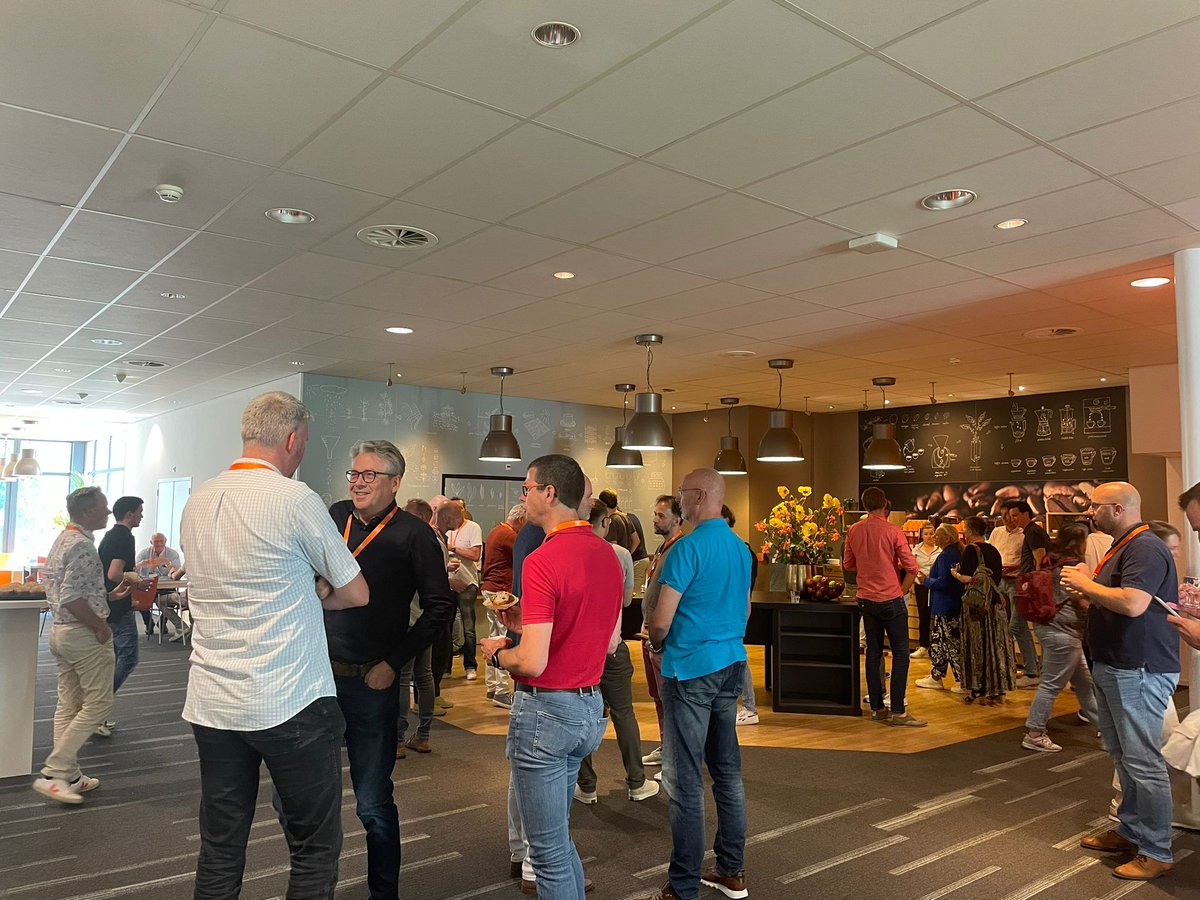 Vandaag waren wij betrokken bij het organiseren van de Kenninsdag Natuurinclusieve Sportlocaties. Een dag gericht op het delen van de vijf living labs met als doel om sporten en bewegen te stimuleren in een groene omgeving.
