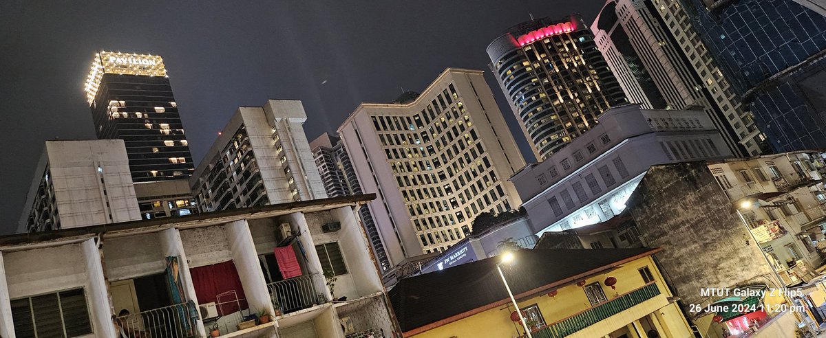 MejIrTajul's tweet image. Classic + new skylines in #KLCity