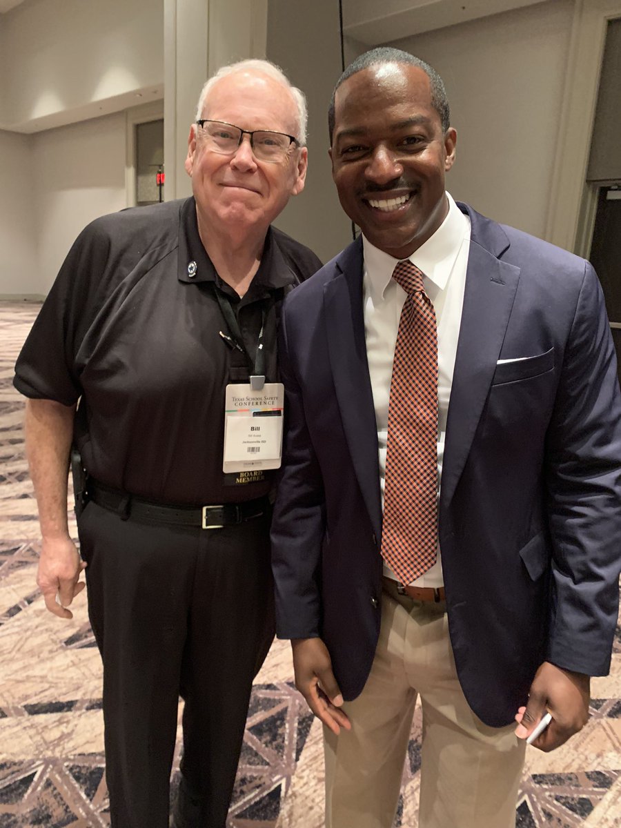 This guy (<a href="/TWSE05/">Willie Spears</a>) is amazing! #DontDropTheBaton
#SchoolSafety