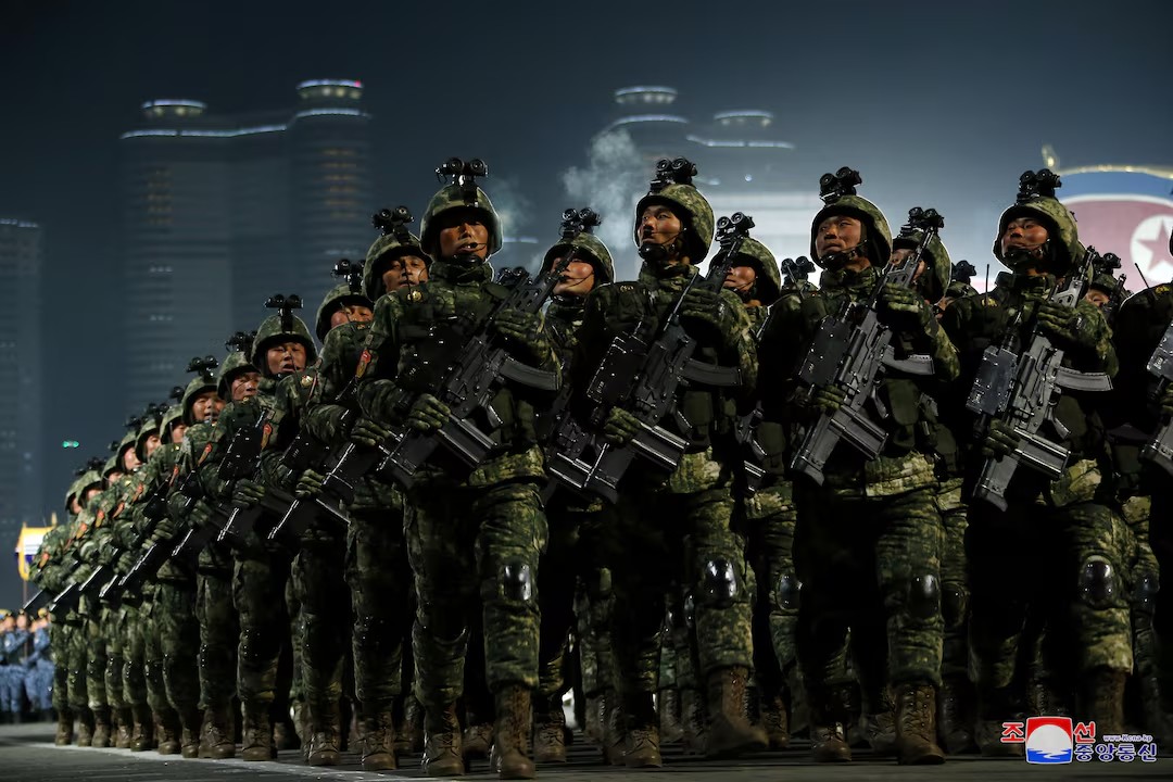 IranObserver0's tweet photo. ⚡️BREAKING 

North Korea to send troops to Ukraine within a month - Kyiv post

According to a signed defense pact, both countries will support each other in case of war https://t.co/aV8Nxott7Y