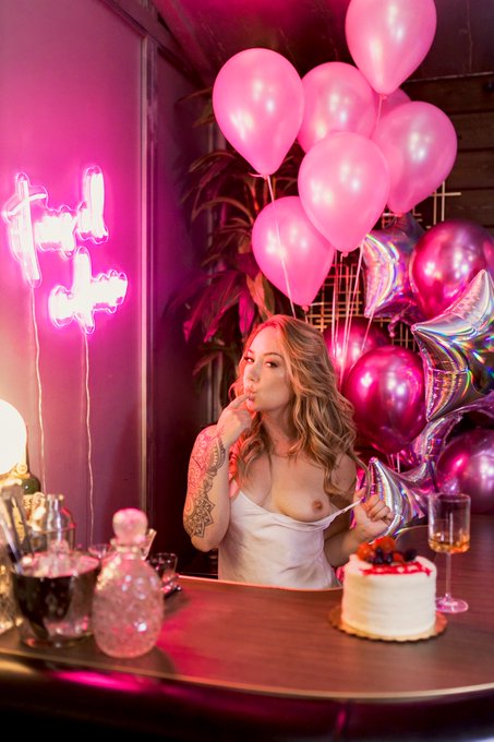 💗🎂💗  📸: @artbypierree https://t.co/eHyWUzkR64<a class="tags" target="_blank" title="On Twitter" href="/?out=eyJ0eXAiOiJKV1QiLCJhbGciOiJIUzUxMiJ9.eyJpYXQiOjE3MTk3OTY3MzQsImlzcyI6InR3cG9ybnN0YXJzLmNvbSIsIm5iZiI6MTcxOTc5NjczNCwiZXhwIjoxNzUxMzMyNzM0LCJyZWRpcmVjdF91cmwiOiJodHRwczovL3R3aXR0ZXIuY29tL2FydGJ5cGllcnJlZSJ9.i5NleuaG95tMxi8vHUtwz3xihDNZ4Pwz_XsDPSTkKaoLxIbL9NdOb1R8XZKVDc5iEbYLss4Ezvk-84Gf67pHFA">@artbypierree</a>