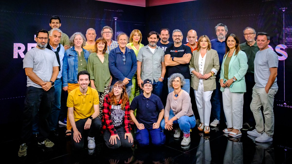 mabelmata1's tweet image. En sus más de treinta años de historia, @losreporteroscs ha estado siempre al servicio de los andaluces. A ellos nos debemos. Orgullosa de un programa que es historia de Andalucía. ¿Y tú? Retuitea #OrgullodeReporteros