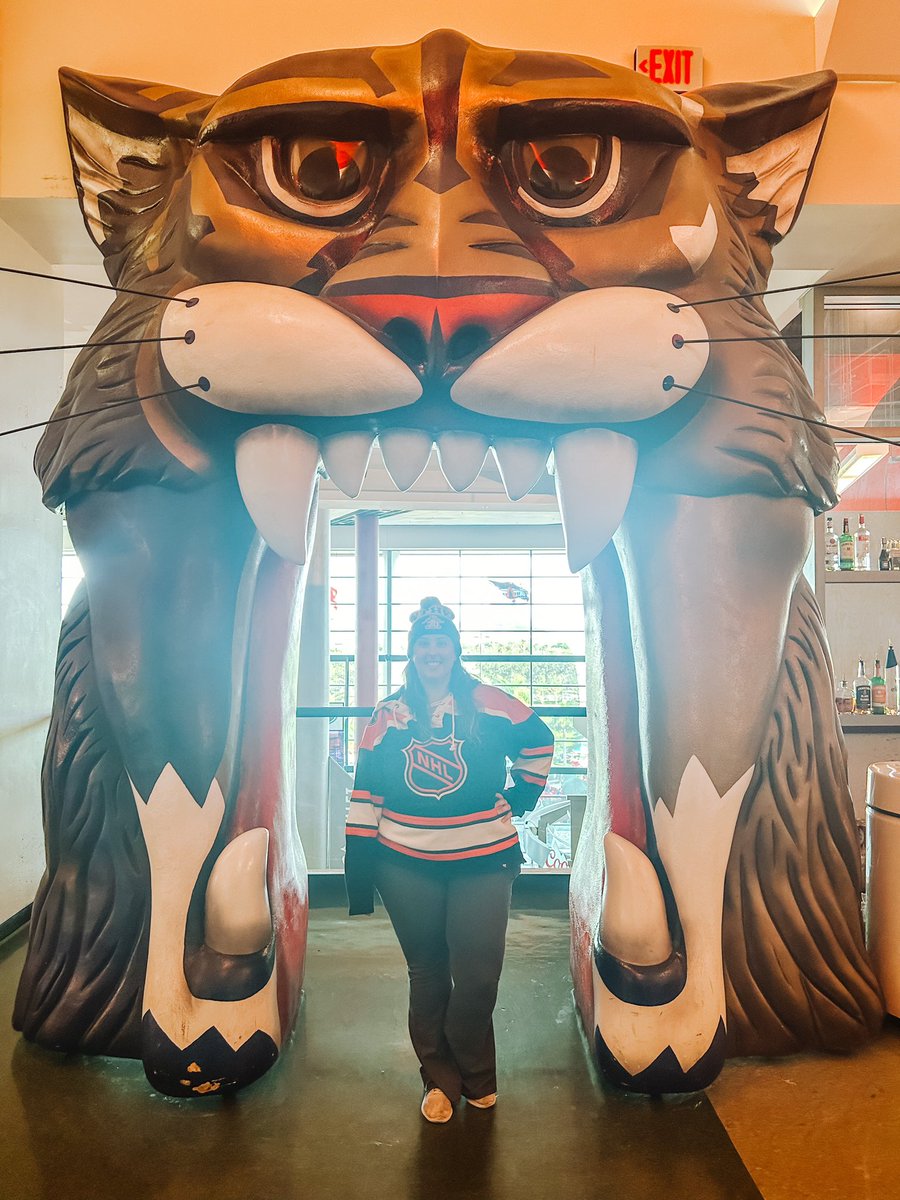 KelsieRedburn's tweet photo. Some favorites from my #StanleyCupFinals trip to #Florida hosted by the @FlaPanthers #photoart https://t.co/vEnuNj2Bid